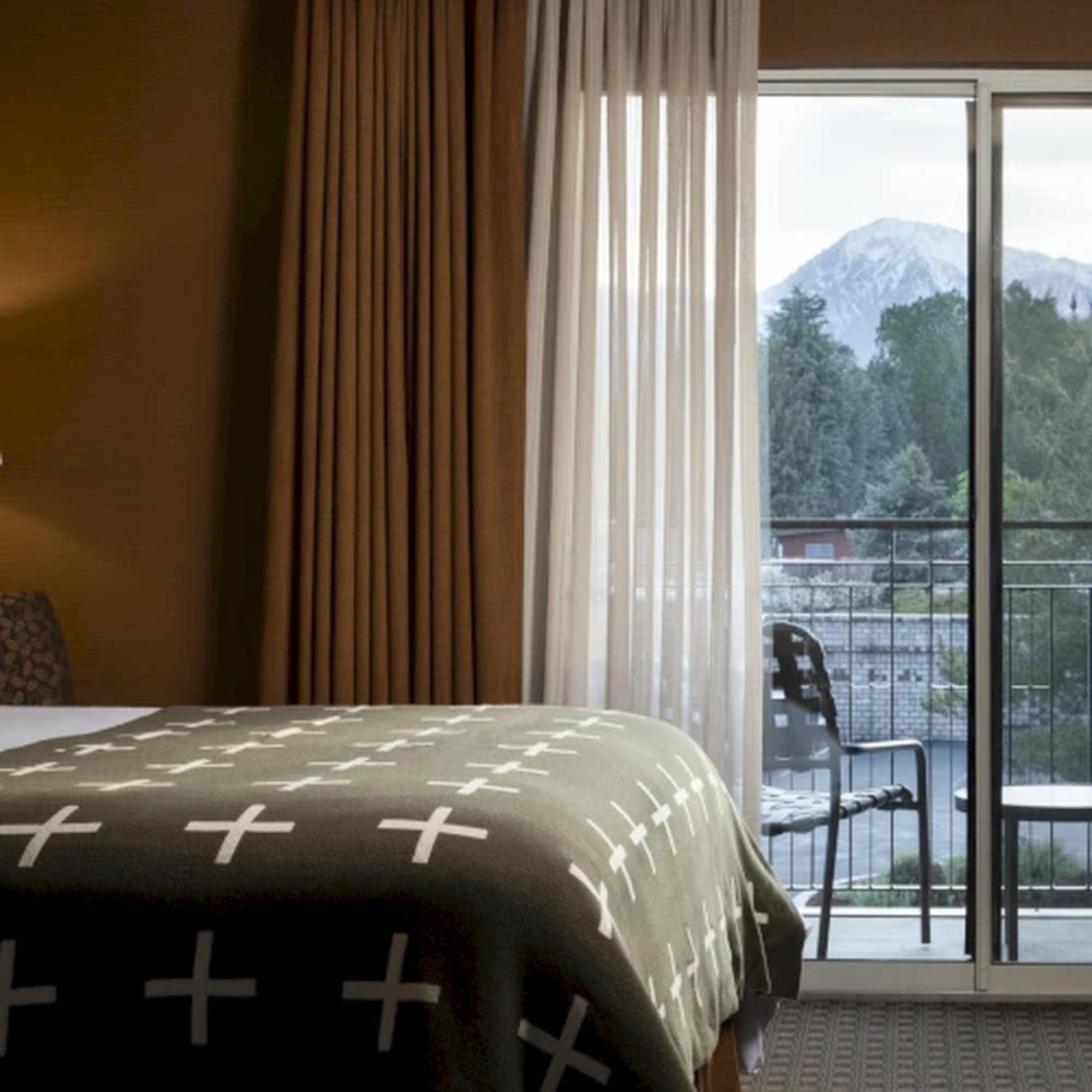 Wayfinder Bishop Hotel Ngoại thất bức ảnh